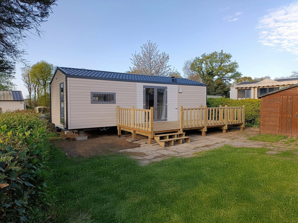 Mobil-home à vendre sur parcelle camping